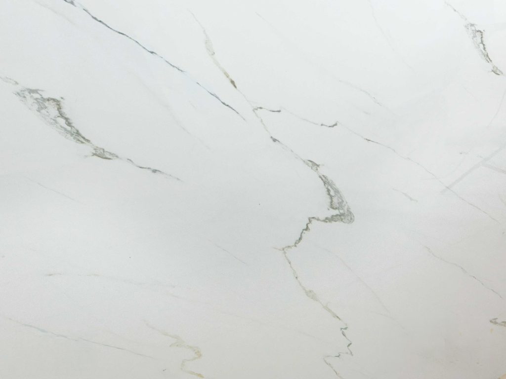 Lámina de mármol PVC Wavy White